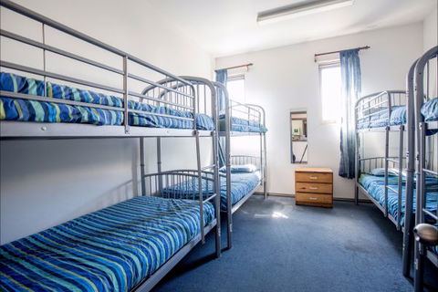The Nook Backpackers - Tourism Bookings 7
