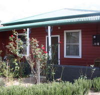 Red House Accommodation - Events Australia