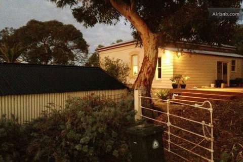 The Schoolmaster's - Second Valley Accommodation - Events Australia 0