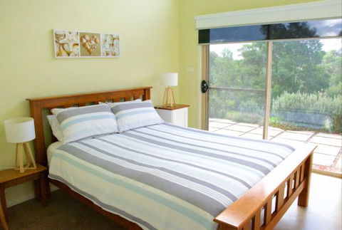 Tilba Coastal Retreat - Tourism Bookings 5