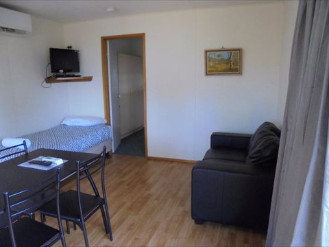 Wagga Wagga Tourist Park - Events Australia 8