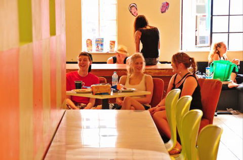 Westend Backpackers - Tourism Bookings 3