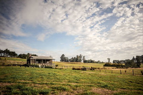 Wines For Joanie Cottage - Events Australia 0