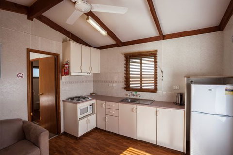 Yanakie Caravan Park - Events Australia 4