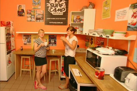 Zing! Backpackers Hostel - Events Australia 4