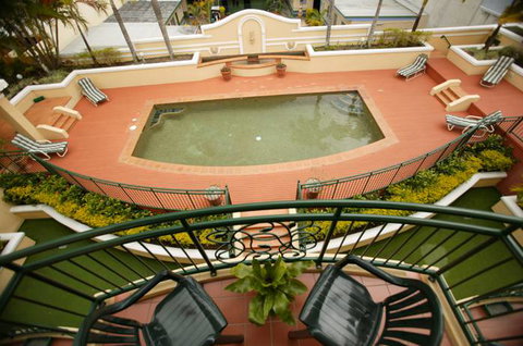 Il Palazzo Boutique Apartment Hotel - Events Australia 10