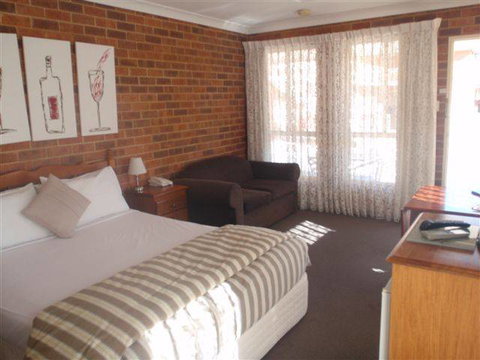 Aussie Rest Motel - Tourism Bookings 4