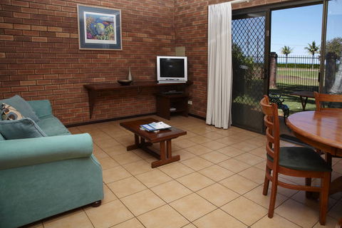 Bayside Holiday Apartments - Events Australia 3