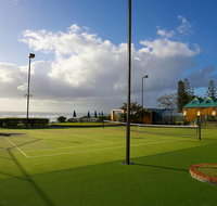 Breakers North - Absolute Beach Front Holiday Apartments - Tourism Bookings