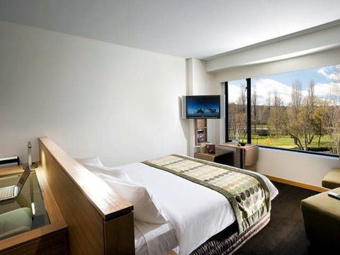 Crowne Plaza Canberra - Tourism Bookings 2