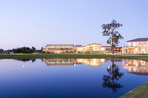 Crowne Plaza Hunter Valley - Tourism Bookings 0