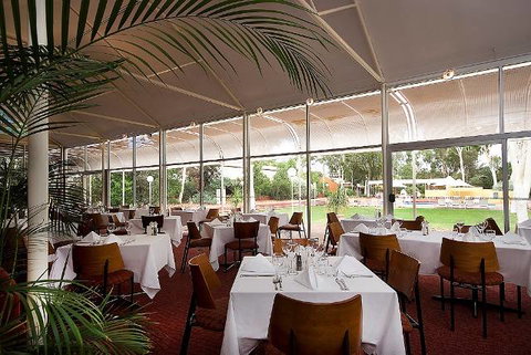 Desert Gardens Hotel - Events Australia 9