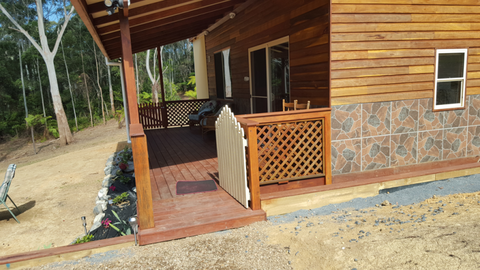 Ashton's Eco Retreat - Accommodation Europe 2