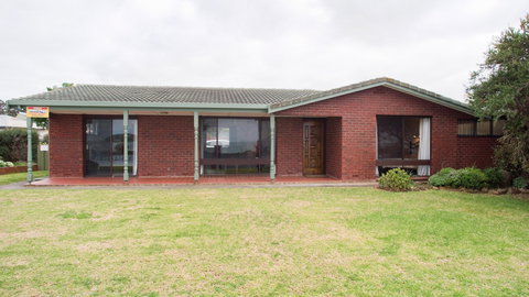 Avarest - Accommodation Europe 0