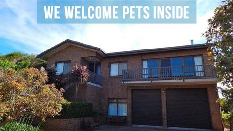 PetLet 12: 12 Solitude Drive At Carrickalinga - Events Australia 0