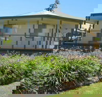 Sims Holiday Home - Events Australia