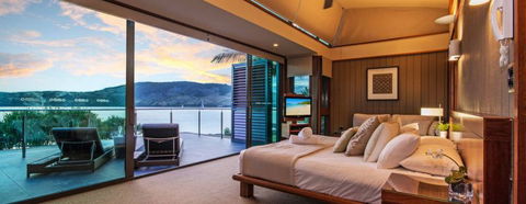 Luxury Holidays - Tourism Bookings 1