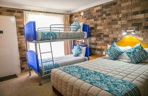 Gosford Palm Motor Inn  - Tourism Bookings 2