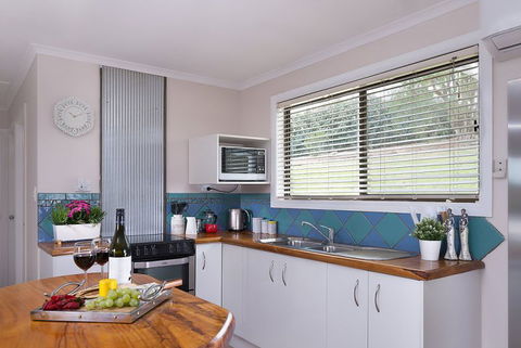 Jacaranda Cottages - Events Australia 16