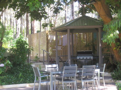Edge Of The Forest Motel And Cottage - Events Australia 0