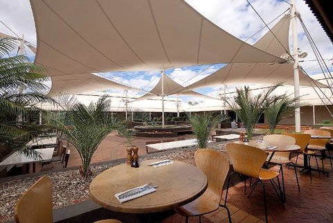 Emu Walk Apartments - Events Australia 5