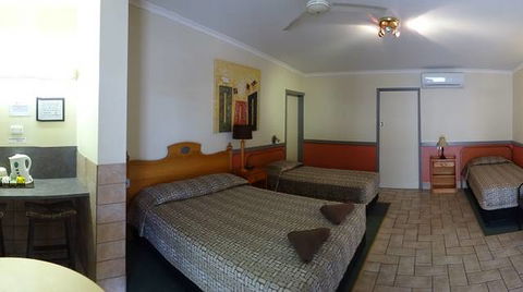 Gin Gin Central Motel - Events Australia 2