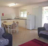 Golden Chain Margaret River Country Cottages - Tourism Bookings