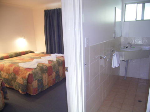 Golden Chain Margaret River Country Cottages - Tourism Bookings 1