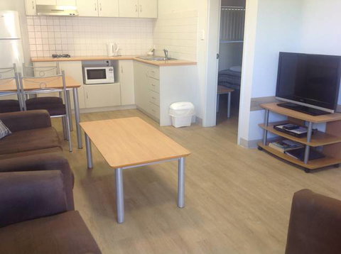 Mandurah Ocean Marina Chalets - Events Australia 5