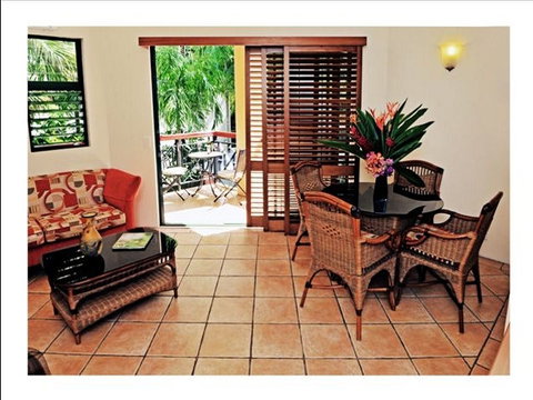 Martinique On Macrossan - Events Australia 2