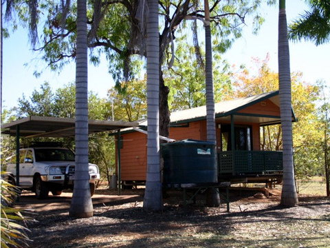 Mataranka Cabins & Camping - Events Australia 0