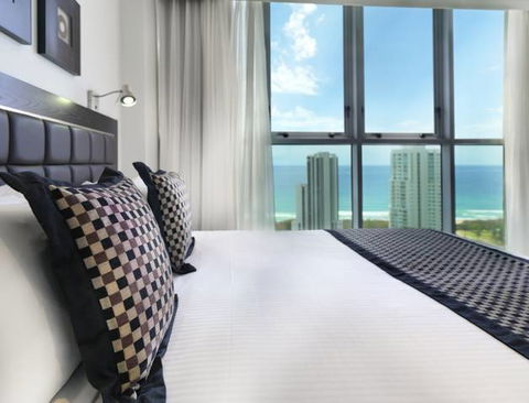 Meriton Serviced Apartments - Broadbeach - Tourism Bookings 2