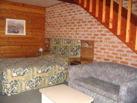 Pacific Motel - Events Australia 2