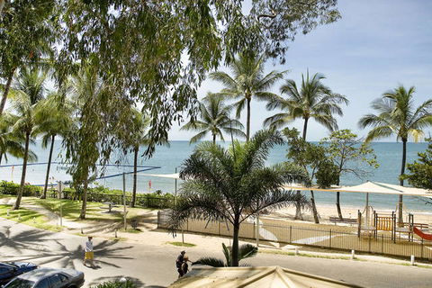 Paradise On The Beach Resort - Events Australia 2