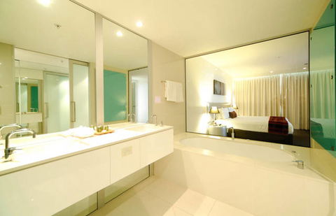 Q1 Resort & Spa - Tourism Bookings 1