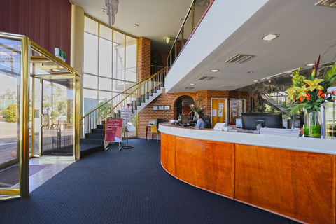 Quality Hotel Melbourne Airport - Tourism Bookings 0