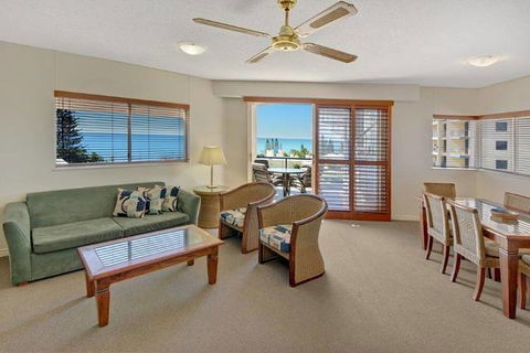 Raffles Mooloolaba - Events Australia 7