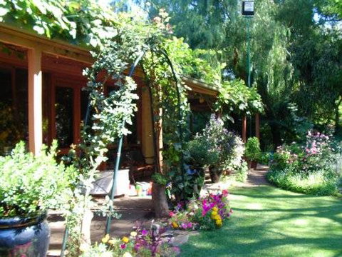 Rainforest Retreat Murray Bridge - Events Australia 4