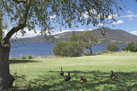 Riverfront Motel & Villas - Events Australia 0