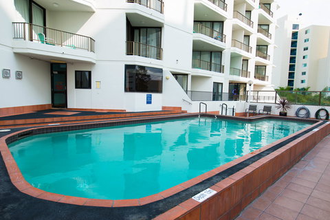 Sandy Point Beach Resort - Events Australia 7