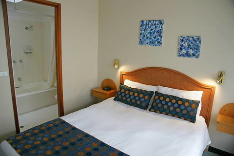 Sapphire Waters Motor Inn - Events Australia 5