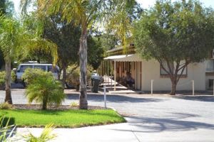 Sturt Motel - Events Australia 5