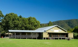 Riverwood Downs Mountain Valley Resort - Events Australia 10