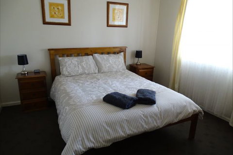 Silver Hill Townhouse - Events Australia 11