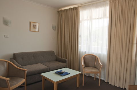 Taft Motor Inn - Tourism Bookings 0