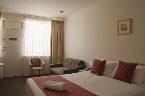 Taft Motor Inn - Tourism Bookings 1