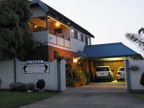 The Black Dolphin - Events Australia 4