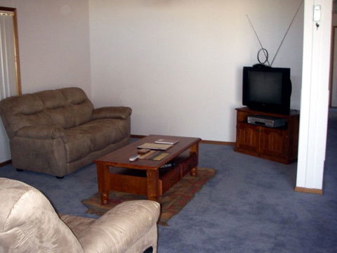 The Real McCoy Holiday Accommodation - Events Australia 4