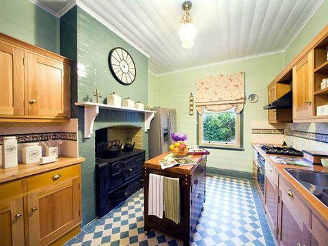 Varenna Luxury Accommodation - Events Australia 1