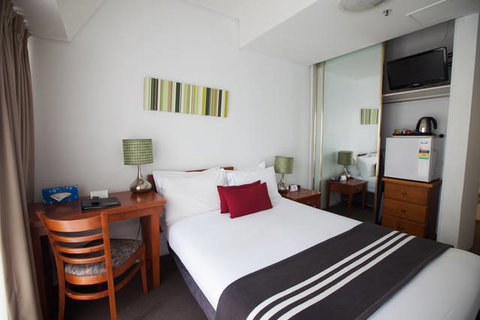 Y Hotel Hyde Park - Tourism Bookings 8